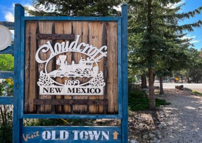2022-06-08 USA New Mexico Cloudcroft village town welcome sign four season playland entrance old town