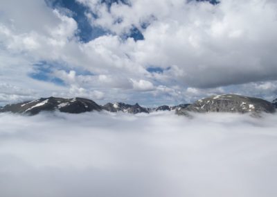 2022-06-26 USA Colorado Rocky Mountain National Park Trail Ridge Road mountains landscape clouds