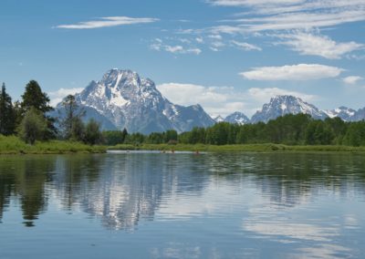2022-07-02 USA Wyoming Grand Teton National Park Oxbow Bend viewpoint landscape nature mountains river water greens pine trees forest reflection Snake River