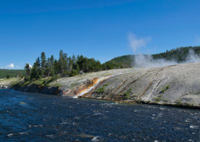 2022-07-12 USA Wyoming Yellowstone National Park nature landscape paysage geothermics hot springs Firehole River