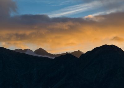 2023-09-15 Suisse alpes Valais Val-d'Anniviers Zinal CAS Cabane Arpitettaz lac Apritettaz deux jours meilleure blus belle randonnée montagne neige glacier chemin de randonnée sentier nuages coucher de soleil soir Weisshorn