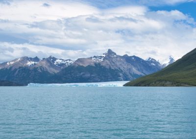 2022-12-11 Argentine Patagonie El Calafate Parc National Los Glaciares Excursion en bateau sur le Lac Argentino Glacier Perito Moreno montagnes lac forêt