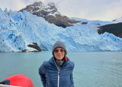 2022-12-11 Argentine Patagonie El Calafate Parc National Los Glaciares Parque Nacional Lac Argentino Excursion en bateau Glacier Spegazzini lac montagne personne femme Ortovox