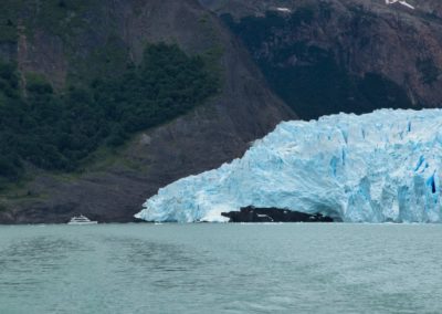 2022-12-11 Argentine Patagonie El Calafate Parc National Los Glaciares Parque Nacional Lac Argentino Excursion en bateau Glacier Spegazzini lac montagne