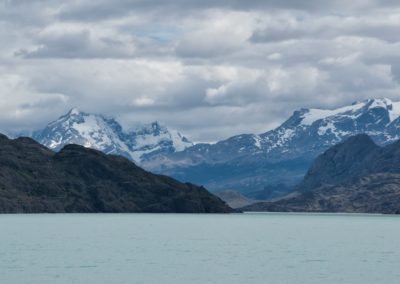 2022-12-11 Argentine Patagonie El Calafate Parc National Los Glaciares Parque Nacional excursion en bateau lac Lago Argentino paysage vue montagnes glacier